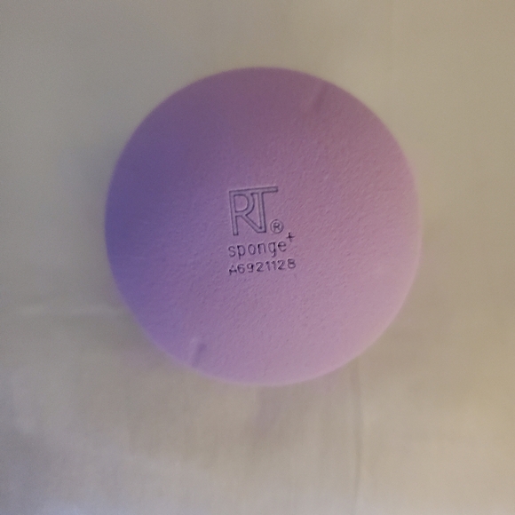 Real Techniques Sponge - Picture 4 of 5